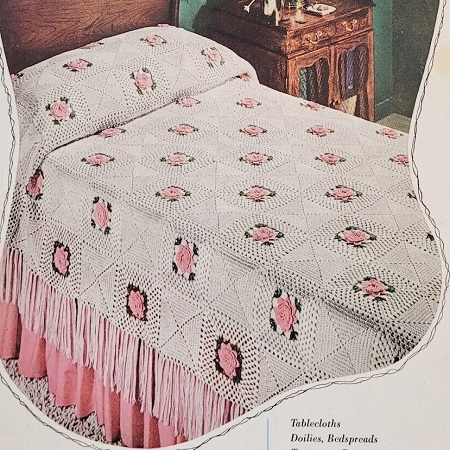 The Rose Bower bedspread pattern