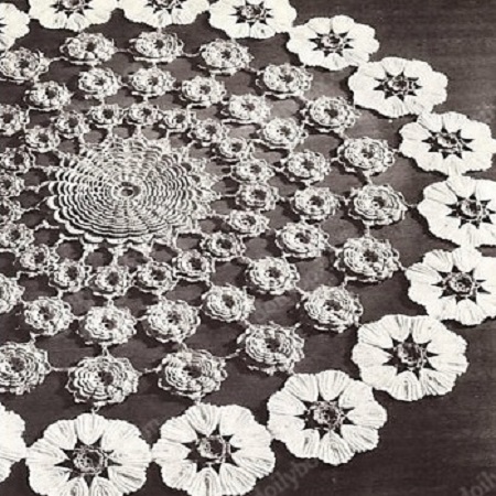Rose Bouquet Doily