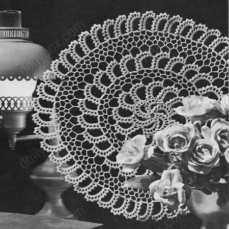 Crescent Curve Doily